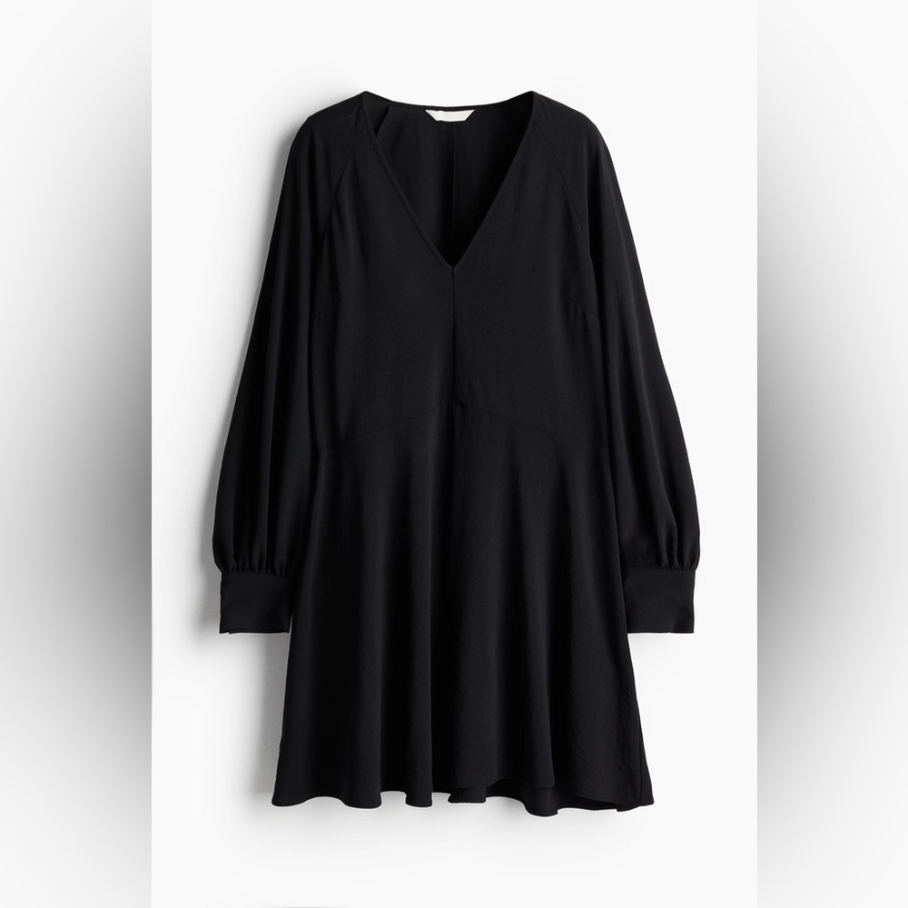 H&M Elegant Black V-Neck Long Sleeve Dress
